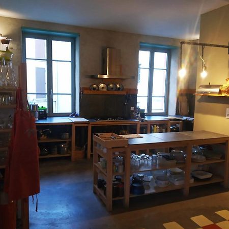 La Maison Rouge - Backpacker Hostel سانت إتيان المظهر الخارجي الصورة