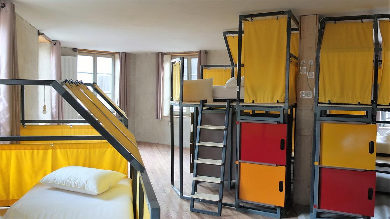 La Maison Rouge - Backpacker Hostel سانت إتيان المظهر الخارجي الصورة